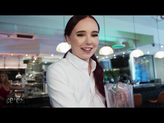 unusual dinners with peter green, scarlett rose and dakota kuinn big tits huge ass