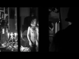 angelica nevolin. film happy days. 1991