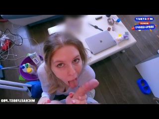she does not clean it well, but fucks perfectly